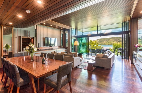 Hamilton Island Villa | Yacht Club Villa 32, Beautiful Villa on Hamilton Island