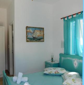 Ios Town Apartment | Yacht Front Studio-Back Yard - No 6