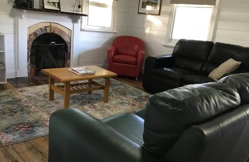 Apsley House | Yallamatta Bed and Breakfast