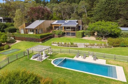 Red Hill House | 'Yambanool' Red Hill Escape
