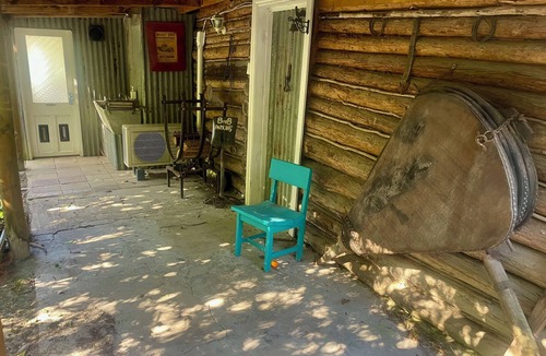 Yarra Junction Cabin | Yarra Valley log cabin