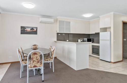 Mulwala Apartment | Yarrawonga Lakeside Apartment 23