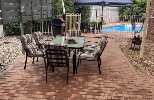 Central Murray House | Yarrawonga magic 300 metres from lake, private pool