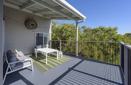 Peppermint Grove Beach House | Yarrimbah - Stunning Holiday Retreat