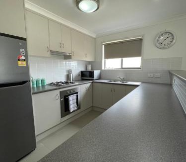 Yass Apartment | Yass Valley Stays - Convenient & Comfortable