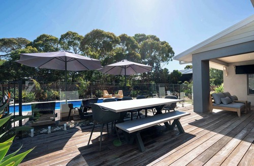Ocean Grove House | Yellow Gums by the Beach- Ocean Grove