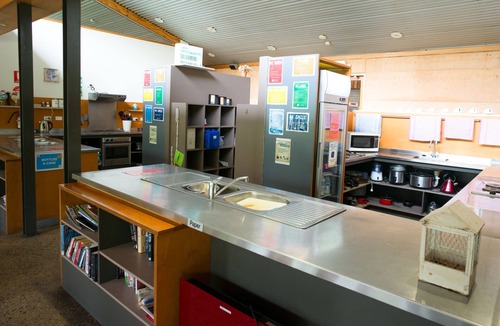 Halls Gap Hostel | YHA Grampians Eco Halls Gap