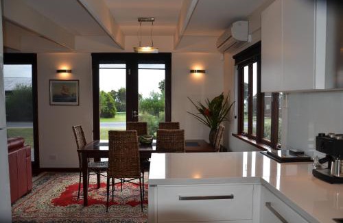 Adventure Bay House | Yolla Beach House