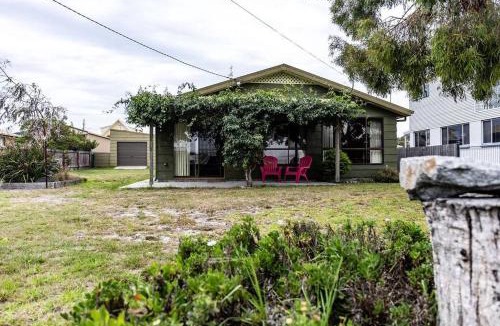 Stieglitz House | Yonder by the Bay