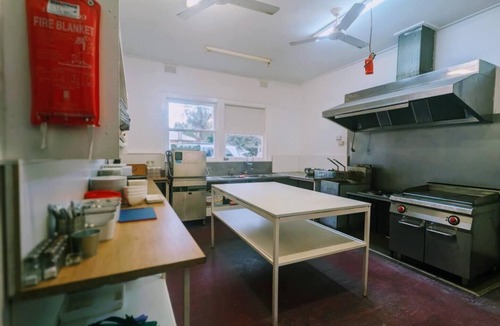 St James House | Your Very Own BYO Pub near Yarrawonga, Sleeps 25, Ideal for Group Bookings