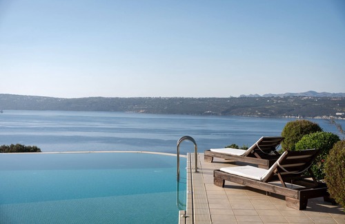 Aptera Villa | Your Villa