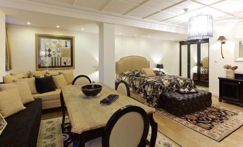 Vitsa Apartment | Zagori Suites Luxury Residences