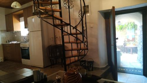 West Mani House | Zarnata House