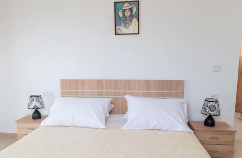 Marmari Apartment | Zografia - Charming House near the coast