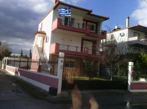 ΙΣΟΓΕΙΟ ΚΑΤΟΙΚΙΑΣ κηπος in Áyios Nikólaos