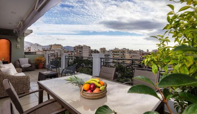 165 sm 4BR Penthouse Maisonette Apartment in Athens