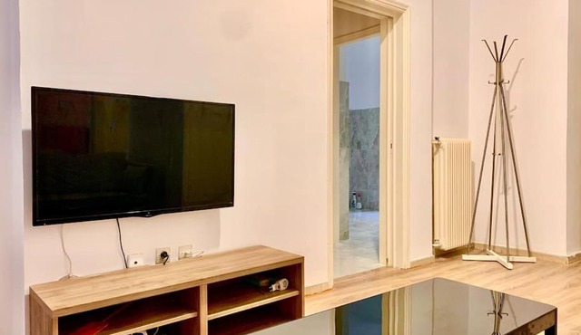 2 bedroom apartment dafni metro