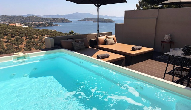 2br Suite White gea with private pool no01 in Sporades