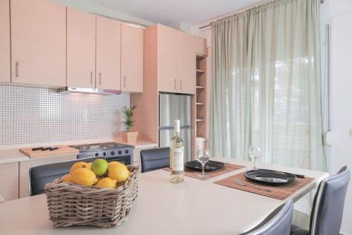 5 min from Papageorgiou Free Indoor Parking in Thessaloniki