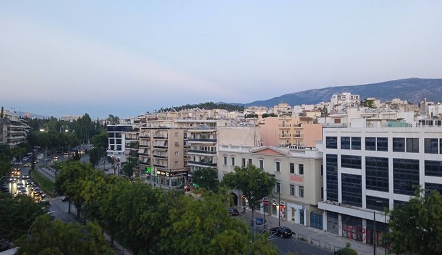 Acropolis studio with breathtaking city view in Athina