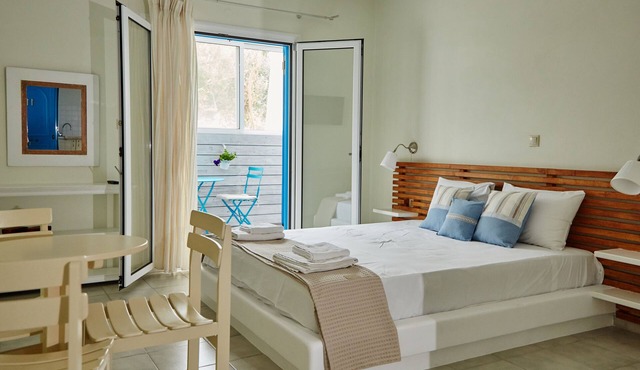 Aelia Apartments