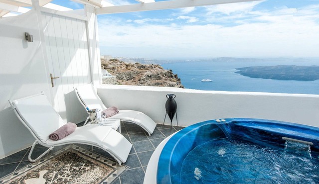 Aeolos Art and Eco Suites - Adults Only