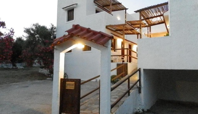 Aeolos Hotel Apartments in Gythio