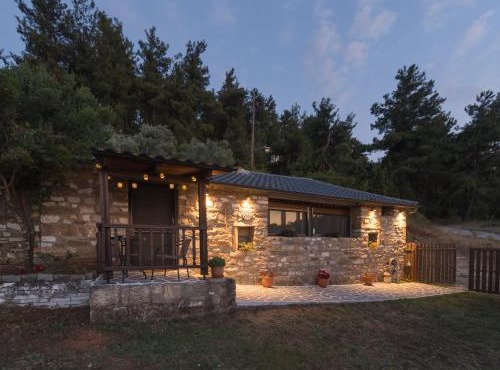 Agrafa House in Limenas