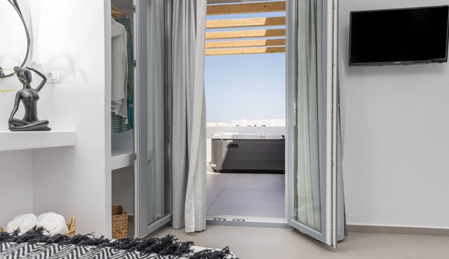 Alenor City Hotel