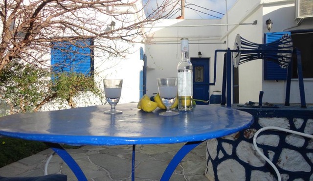 Alexandros House