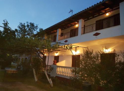 Alexandros Studios Messonghi in Mesongi