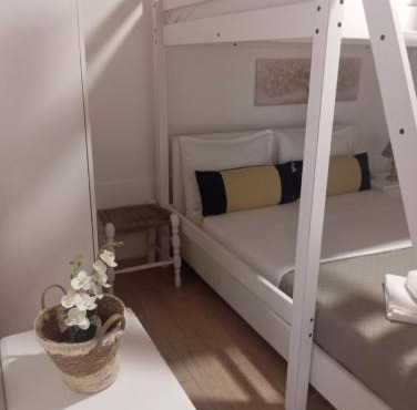 Alice apartment 2 in Spetses