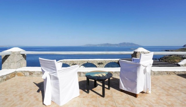 Amati Villa - Three Bedroom Villa, Sleeps 6