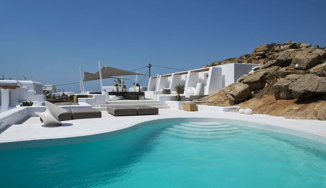 Amethyst Suite in Mykonos