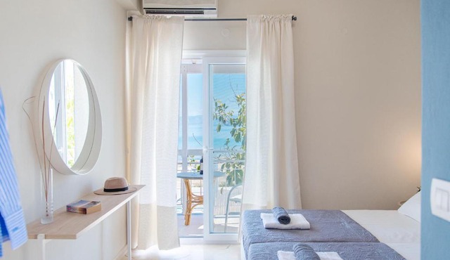 Ammos Apartments in Kavos
