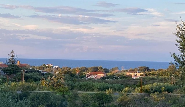 An ar Villa in Tragaki