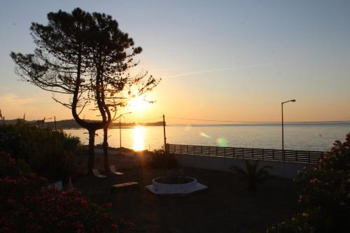 Anastazia's Seaside Apartments in Roda