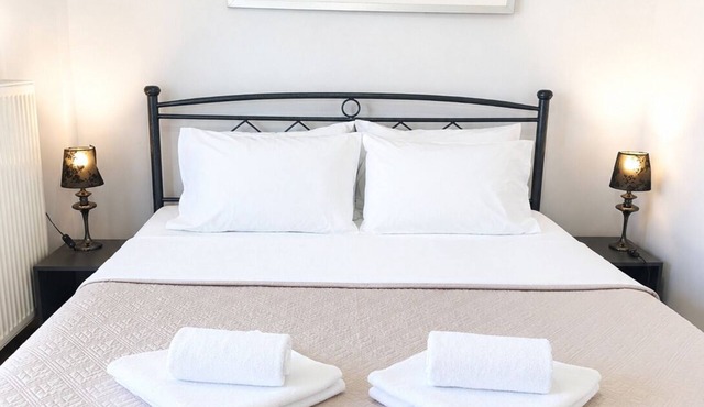 Anatolis Apartment: Near Airport, Rafina Port & Beach in Artemis