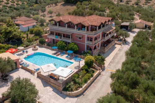 Anemomylos Studios - Private Pool, Family Escape, by ZanteWize in Vasilikos