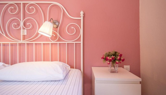 Angelika Rooms in Neos Marmaras