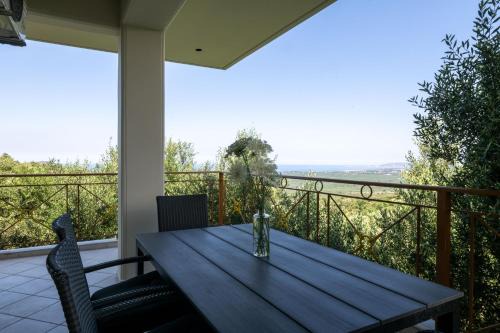 Anima Horizon - Terra apartment in Kalamata
