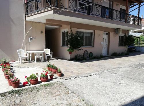 APARTMENT MARIOS SOUFLI Ευρύχωρη γκαρσονιέρα, 60m2 στο κέντρο in Souflíon