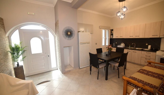 Apartment 'Nicol' with Mountain View, Terrace and Air Conditioning