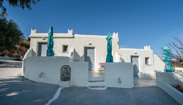 Apartment 'Studios Kapsali 1' with Sea View, Wi-Fi and Air Conditioning