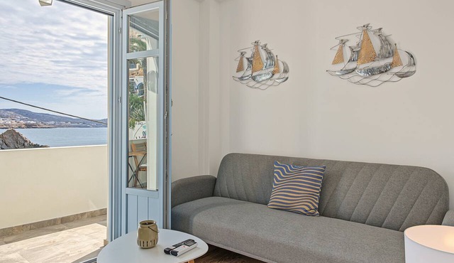 Apartment 'Villa2' with Sea View, Wi-Fi and Air Conditioning in Karpathos