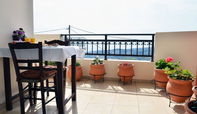 Apartment with amazing view at the Libyan sea in Rethymno
