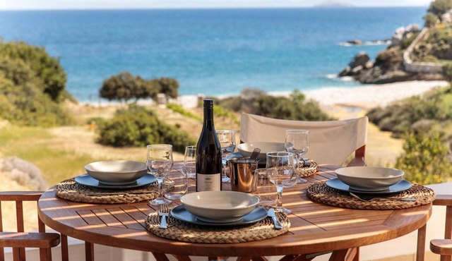 Apiliotis sunrise beach villa