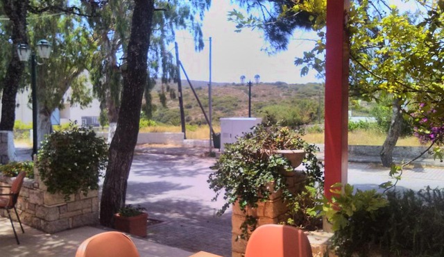 Aposperides Hotel in Livadi
