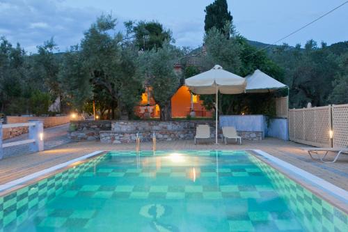 Aretousa Studios & Apartments in Skopelos Town