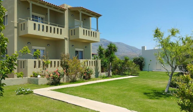 Argilos Apartments in Frangokastello